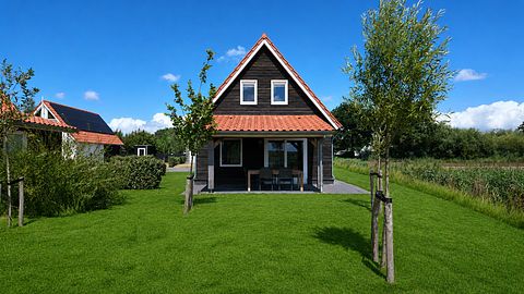 Holiday home in Zeeland with an unobstructed view - 3