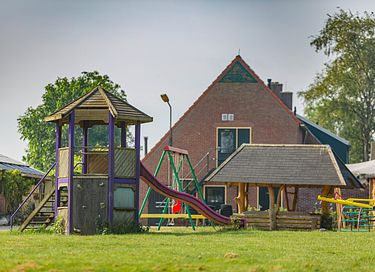Grote en moderne boerderij (26p)  - 2