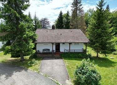 Holiday home on the edge of the forest - 1