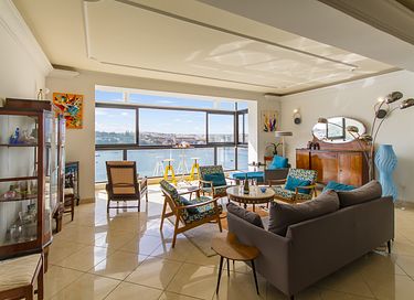 Luxuriöse Wohnung mit Blick auf die Bucht - 1