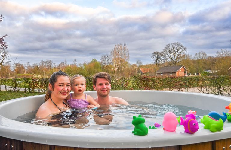Kinderbungalow (6p) met warme bubbeltub  - 1