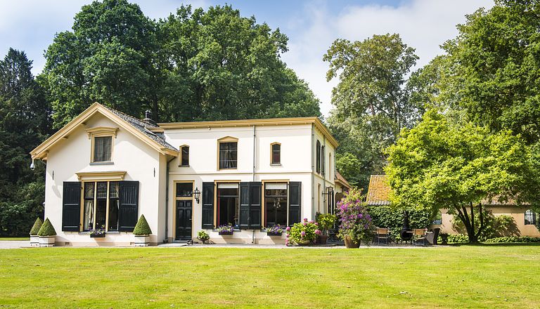 Enjoy peace and nature at a country estate - 1