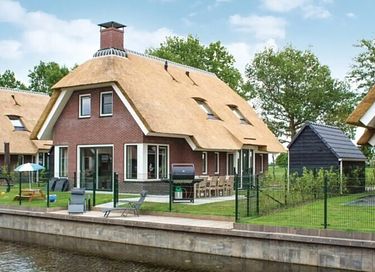 10-persoonsvakantiehuis in Friesland - 4