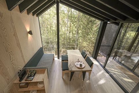 Un pernottamento unico tra gli alberi - 3