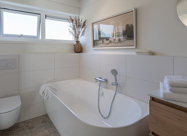 Attractive bungalow with outdoor shower - 16