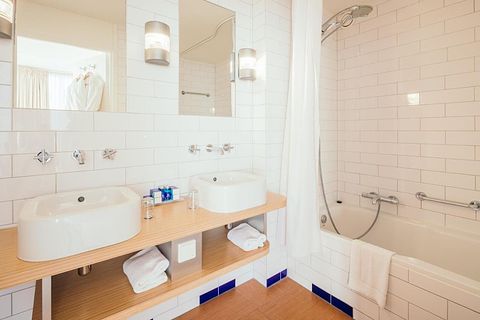 Hotel met uitzicht op de Nieuwe Maas - 3