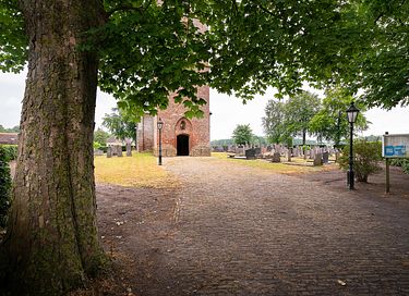 Übernachten Sie in einer romantischen Kirche - 18