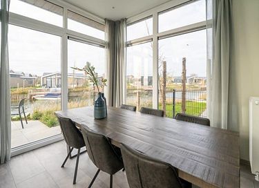 Logement de vacances au bord de l'eau dans un beau parc - 6