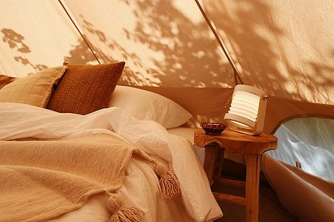 Luxe Glamperen in sfeervol ingerichte tent - 5