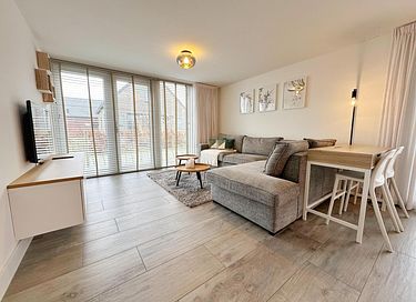 Spacious holiday home near the beach and sea - 4