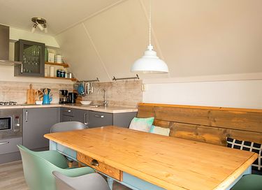 Spacious A-frame bungalow in Groningen (4p) - 3
