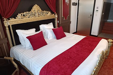 Overnacht in een andere wereld in dit hotel - 4