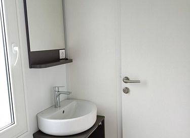Houten tiny house in de Limburgse heuvels - 9