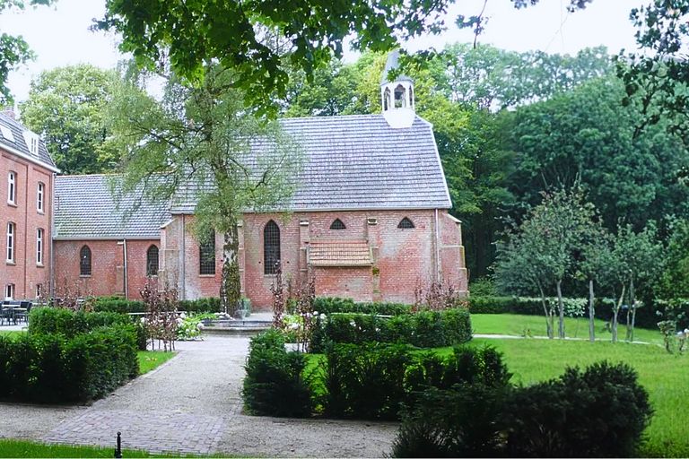 Romantic overnight stay in an old monastery - 1
