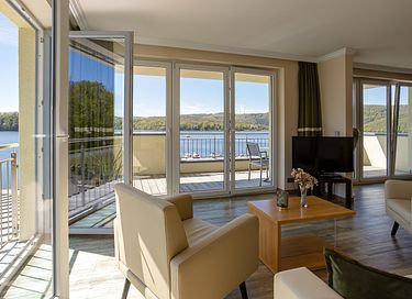 Hotel at the Rur lake in the middle of the Eifel region - 14