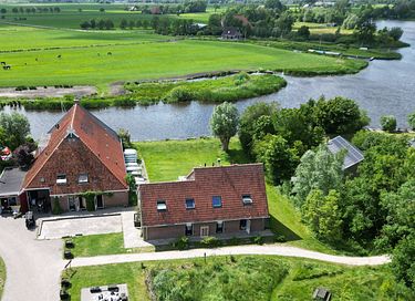 Geweldige groepsaccommodatie bij het water   - 31