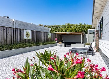Spacious holiday home with hot tub and garden - 37