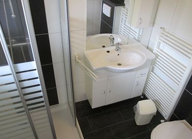 Cozy chalet (4p) on park in Gelderland - 9