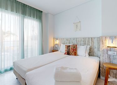 Luxe appartement met zeezicht in Spanje - 24