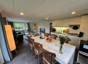 Chalet avec un grand jardin dans un parc aux multiples attraits - 4
