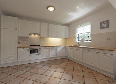Hondvriendelijk huis met omheinde tuin - 11