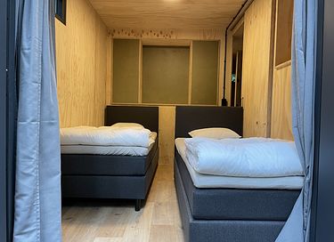 Spend the night in a tucked-away forest cabin - 13