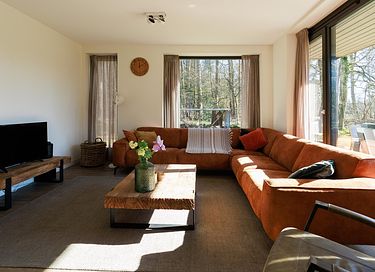Luxury holiday home with private hot tub - 7