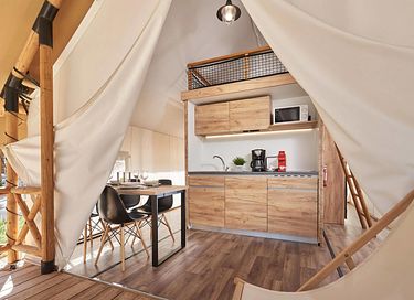 Glamping tent near the beach and a lake - 4