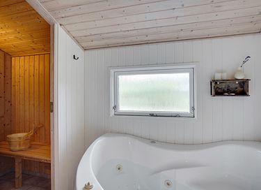 Vakantiehuis met bubbelbad en sauna - 2