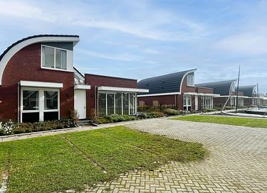 Waterfront villa with roof terrace - 25