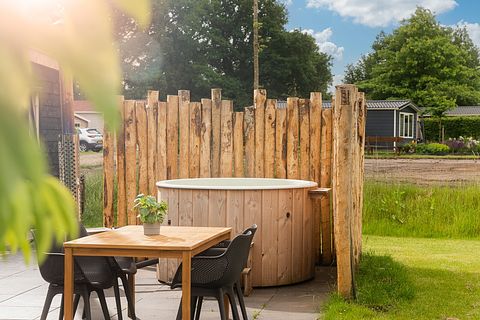 Luxe 4-persoons lodge met privé hottub - 3