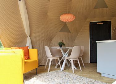 Large tent with panoramic view - 7