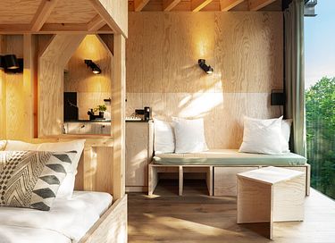Baumhaus mit Sauna inmitten der Natur - 5