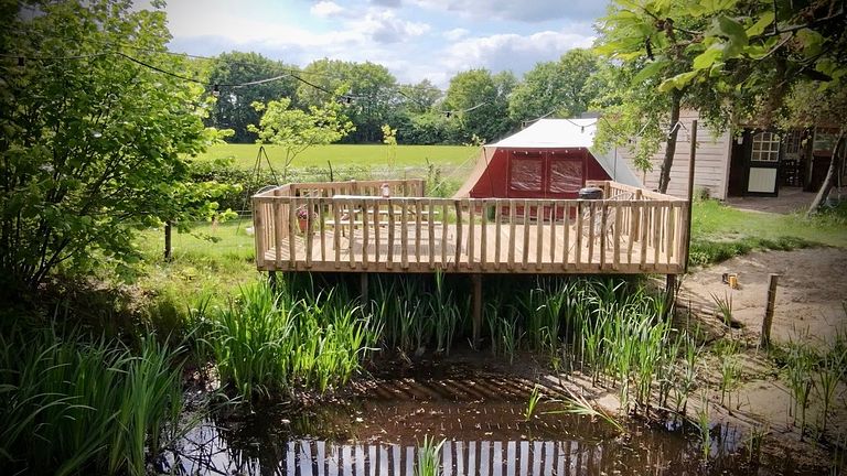 Glamping tent over the water - 1