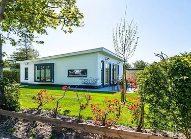 Moderner Bungalow (8p) an der Küste in Zeeland