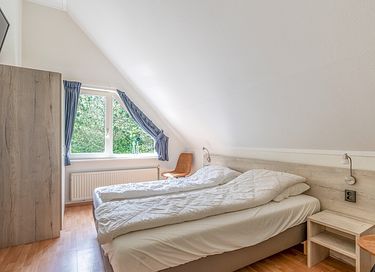Holiday home with sauna and garden on Texel - 12