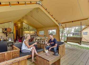 Nice glamping tent for 6 persons - 2