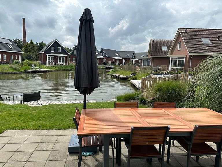 Comfortabele vakantiewoning aan het water - 1