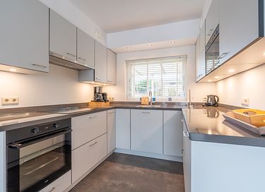 Moderne bungalow met omheinde tuin - 7