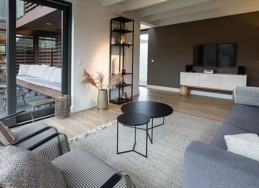 Luxury holiday home & wellness close to sea - 7
