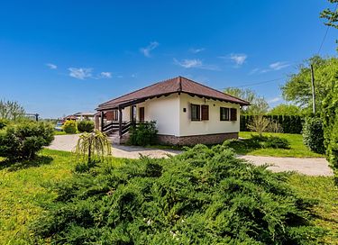 Villa met zwembad, sauna en jacuzzi aan water - 29
