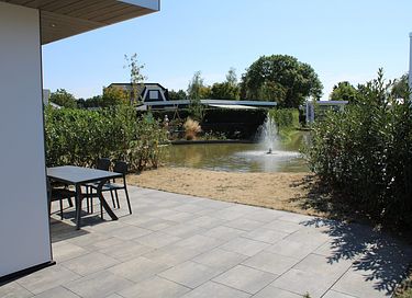 Moderne Ferienwohnung an einem Erholungssee - 2