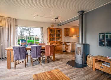 Moderne bungalow met omheinde tuin - 2