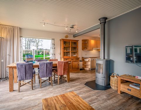 Moderne bungalow met omheinde tuin - 2