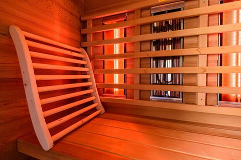 Cabane en rondins robuste avec sauna dans la forêt - 3