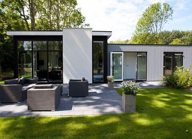 Moderne Ferienwohnung im Ferienpark am Meer - 3