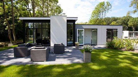 Moderne Ferienwohnung im Ferienpark am Meer - 3