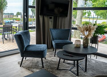 Luxuriöses Ferienhaus direkt am Wasser - 8