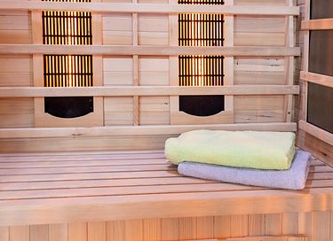 Séjour de luxe avec bain à remous et sauna - 11