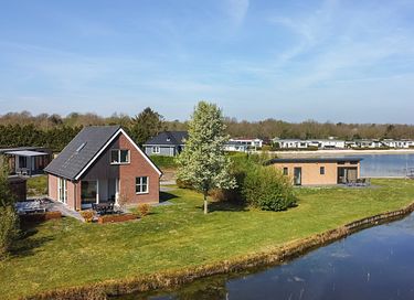 Spacious holiday home with two terraces - 16
